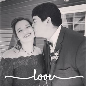 Meet your Posher, Carissa